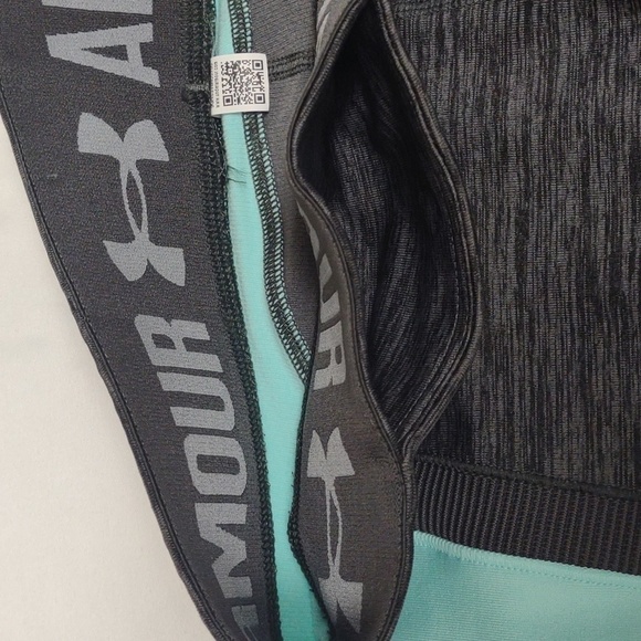 Under Armour gray and teal leggings with hidden Pocket, size S, Like New - Picture 5 of 10